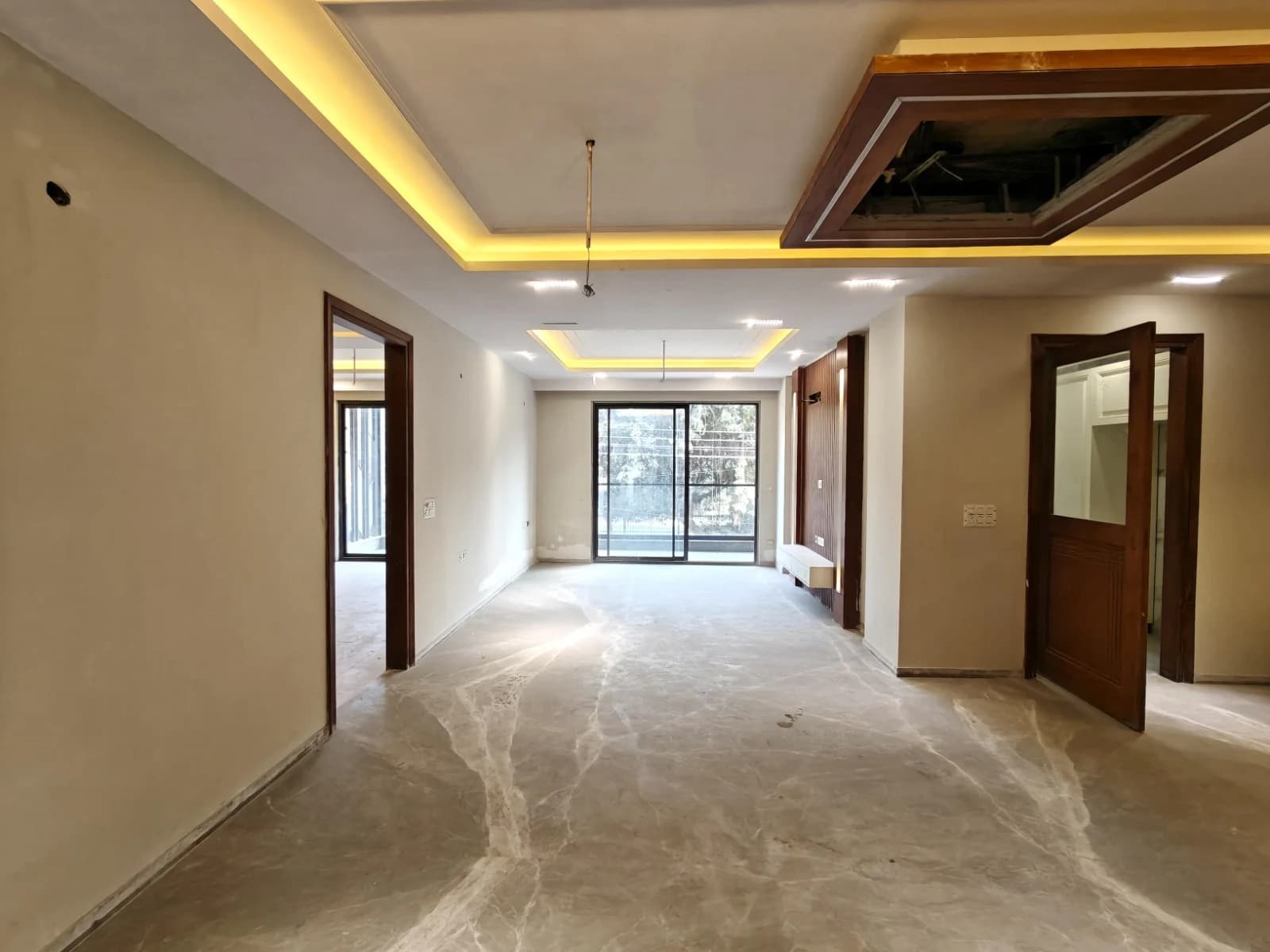 2 BHK Flat / Builder Floor in Greenfields, Faridabad