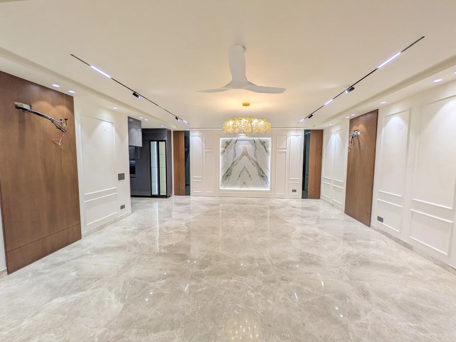 2 BHK Flat in Sector 82, Faridabad