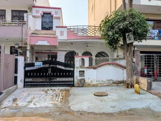 2 BHK Flat in Sector 80, Faridabad