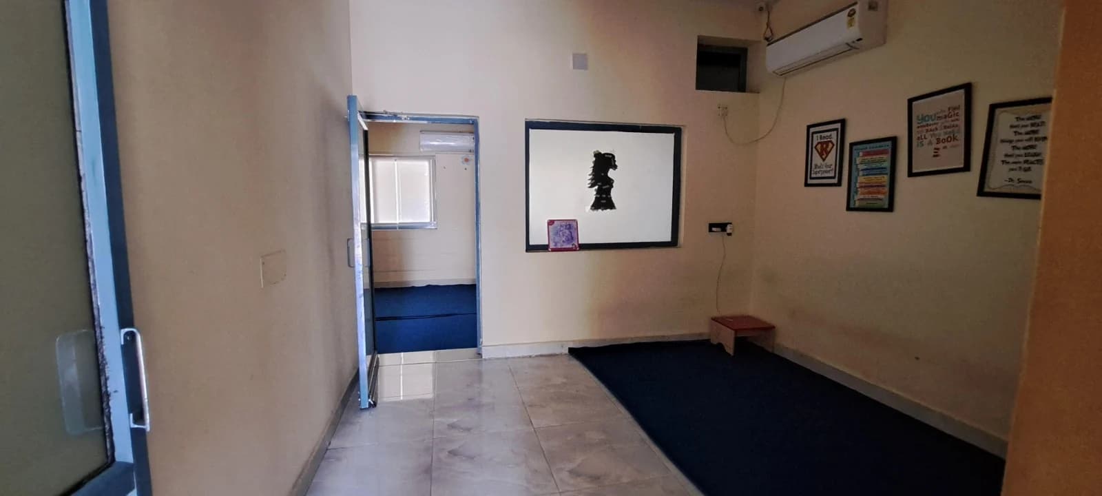 2 BHK Flat in Sector 52, Faridabad